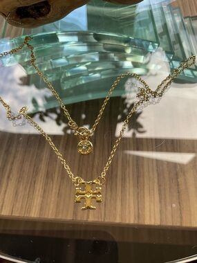 Tory Burch Gold Pendant Necklace